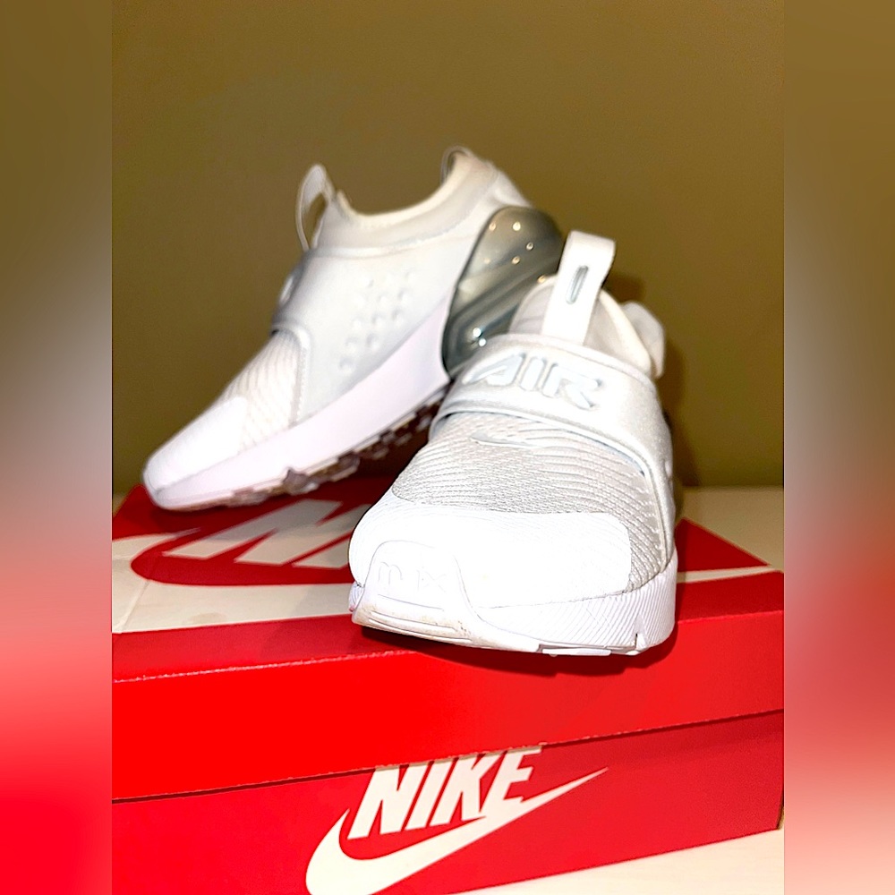 Unisex Kids Nike Air Max 270 EXTREME Youth Size 13